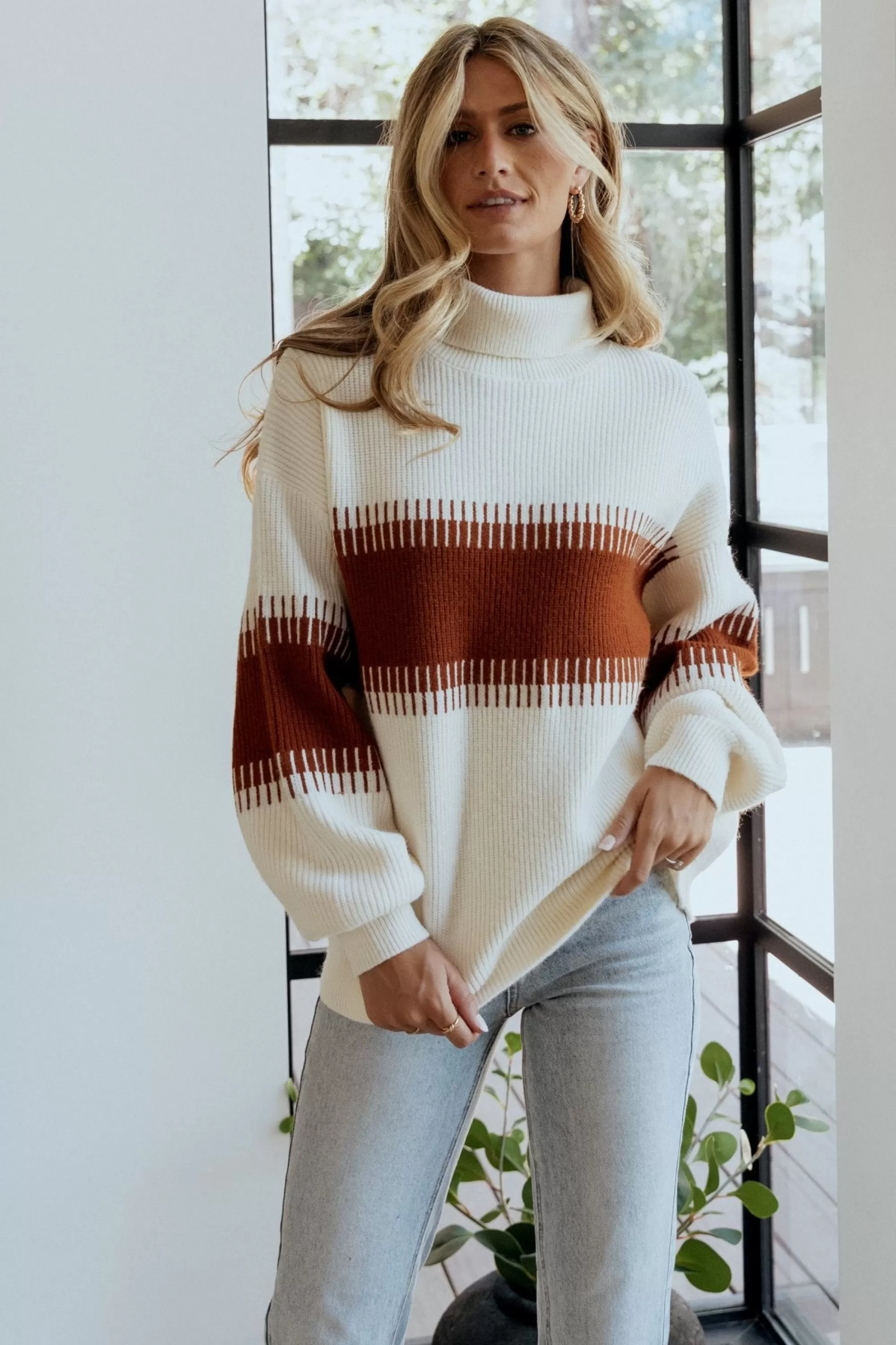 Baltic Born WINTER ESSENTIALS | TOPS | Antonov Turtle Neck Sweater | Cream + Spice