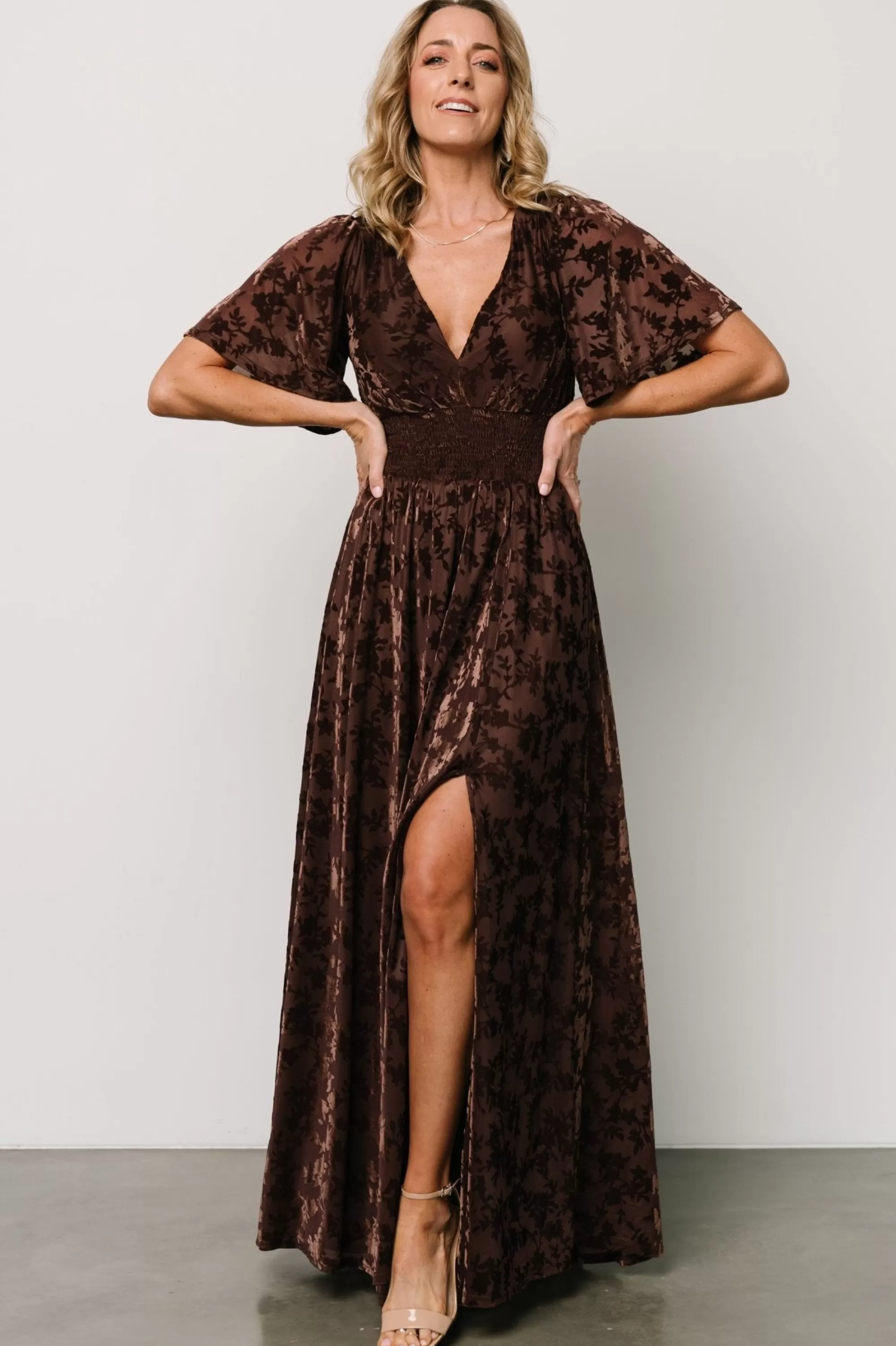 Baltic Born bump friendly | WINTER ESSENTIALS | Veronica Velvet Maxi Dress | Espresso